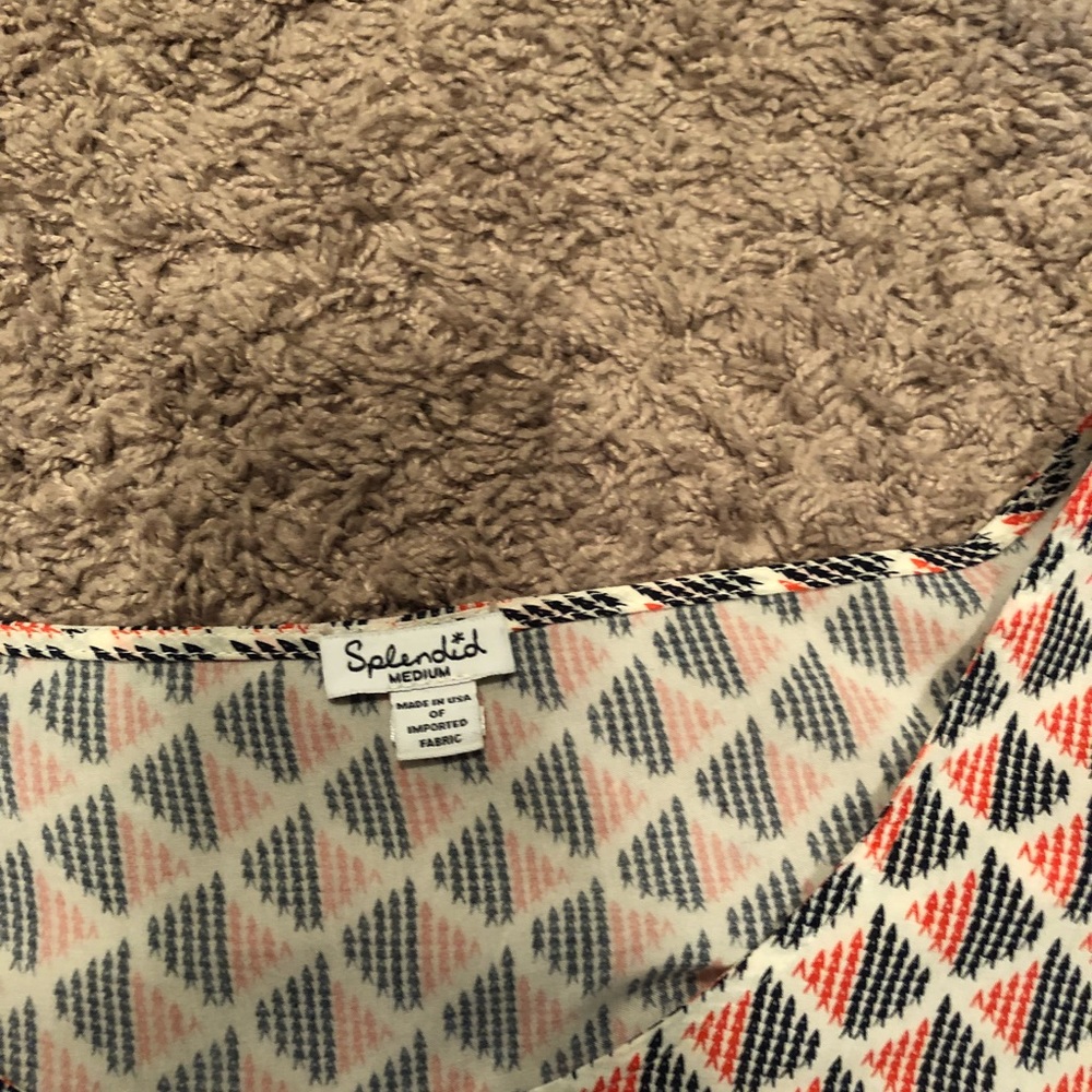 Splendid Split Back Top - Picture 2 of 4